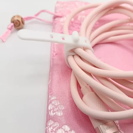 Cavo USB silicone rosa con laccio